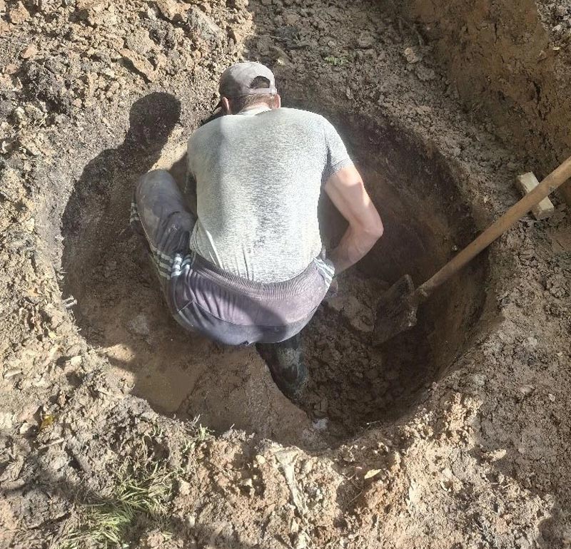 команда потомственных мастеров по строительству колодцев и септиков в Чехове и Чеховском районе